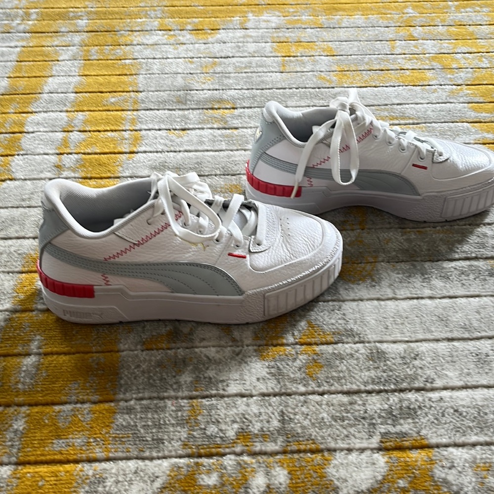 Puma sneakers 6.5